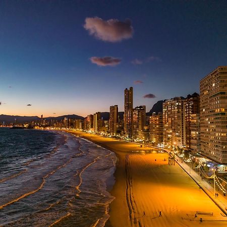 Three Bedrooms Apart In Benidorm Near Beach And Strip المظهر الخارجي الصورة