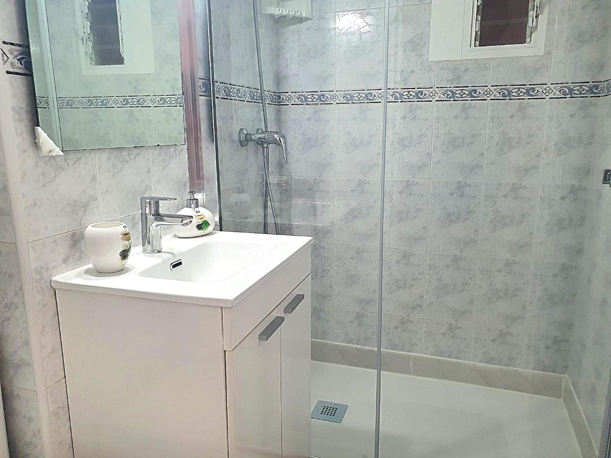 Three Bedrooms Apart In Benidorm Near Beach And Strip المظهر الخارجي الصورة