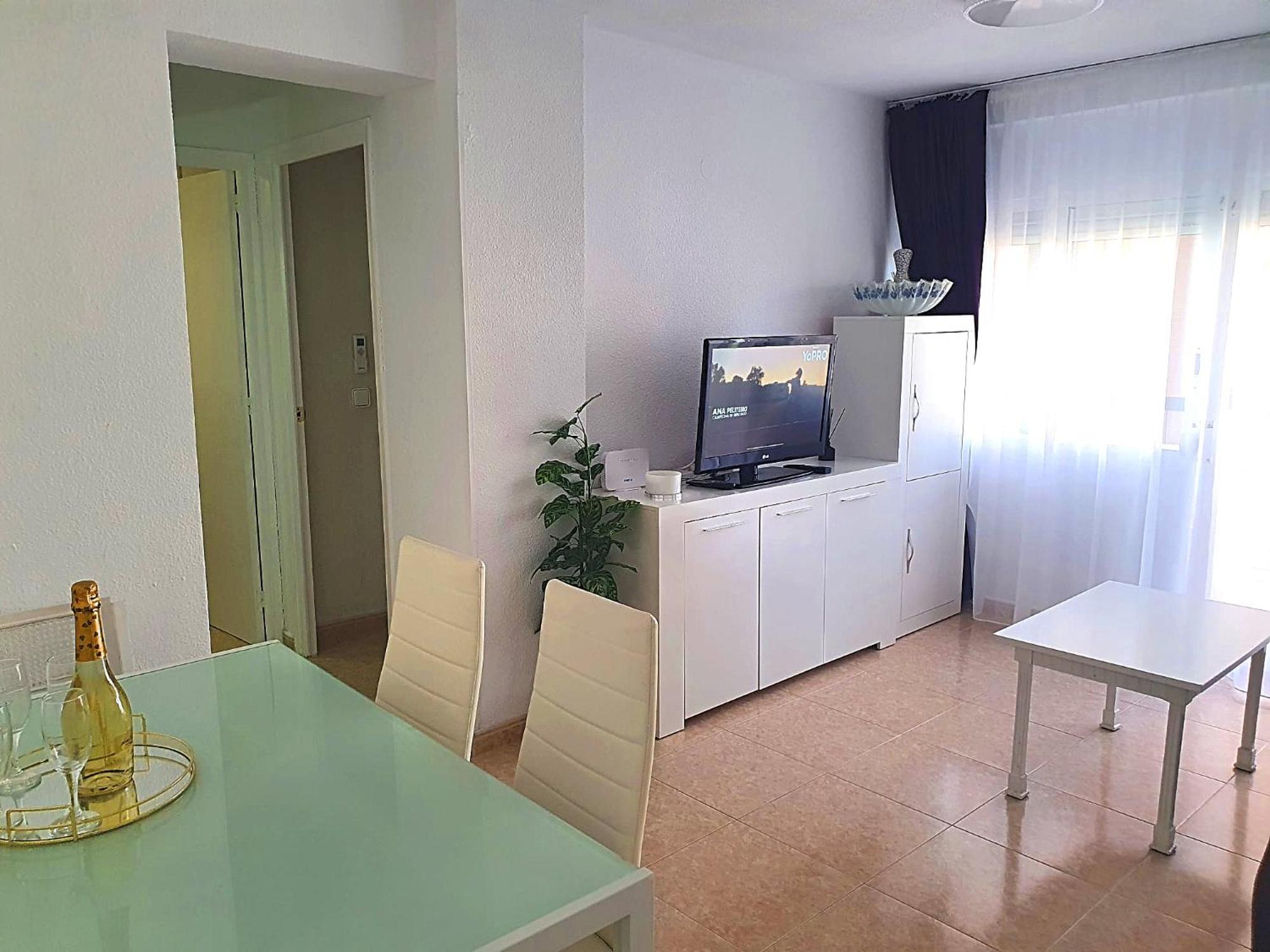 Three Bedrooms Apart In Benidorm Near Beach And Strip المظهر الخارجي الصورة